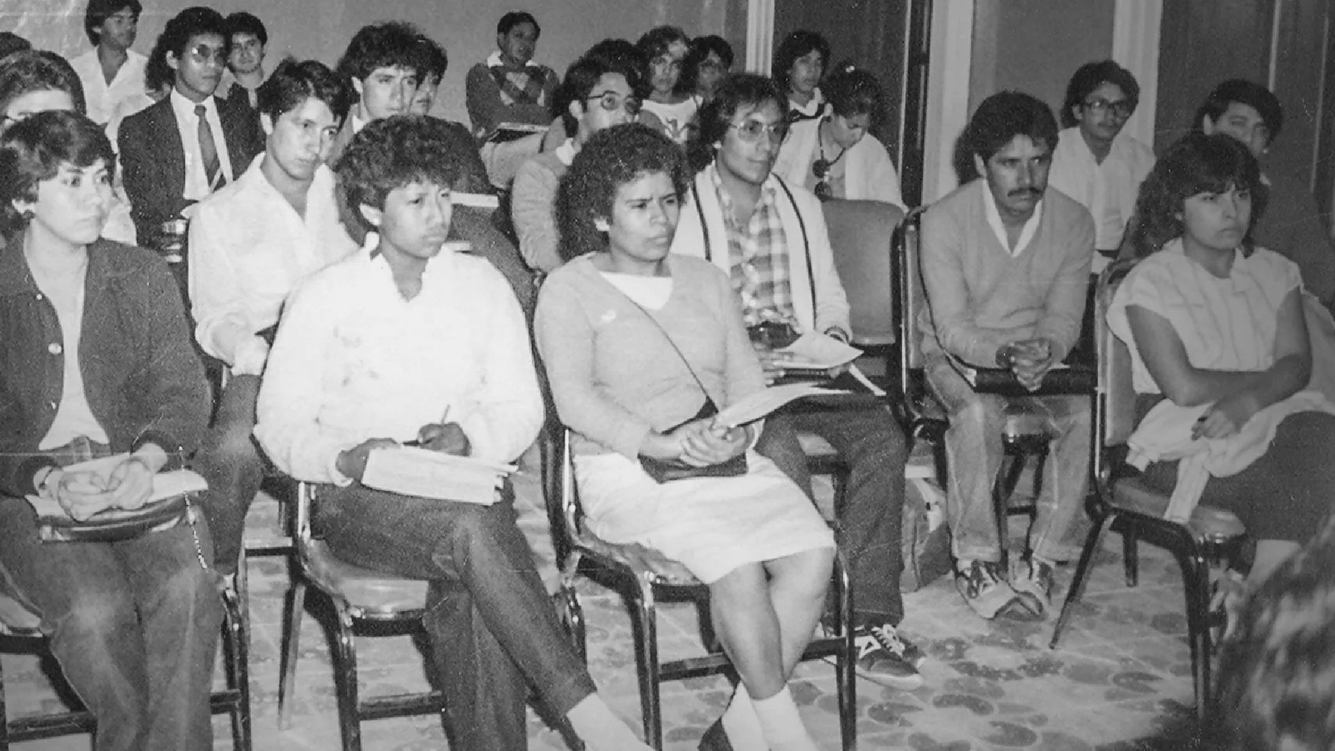 Crecimiento inicial de la comunidad estudiantil UVP, 1982