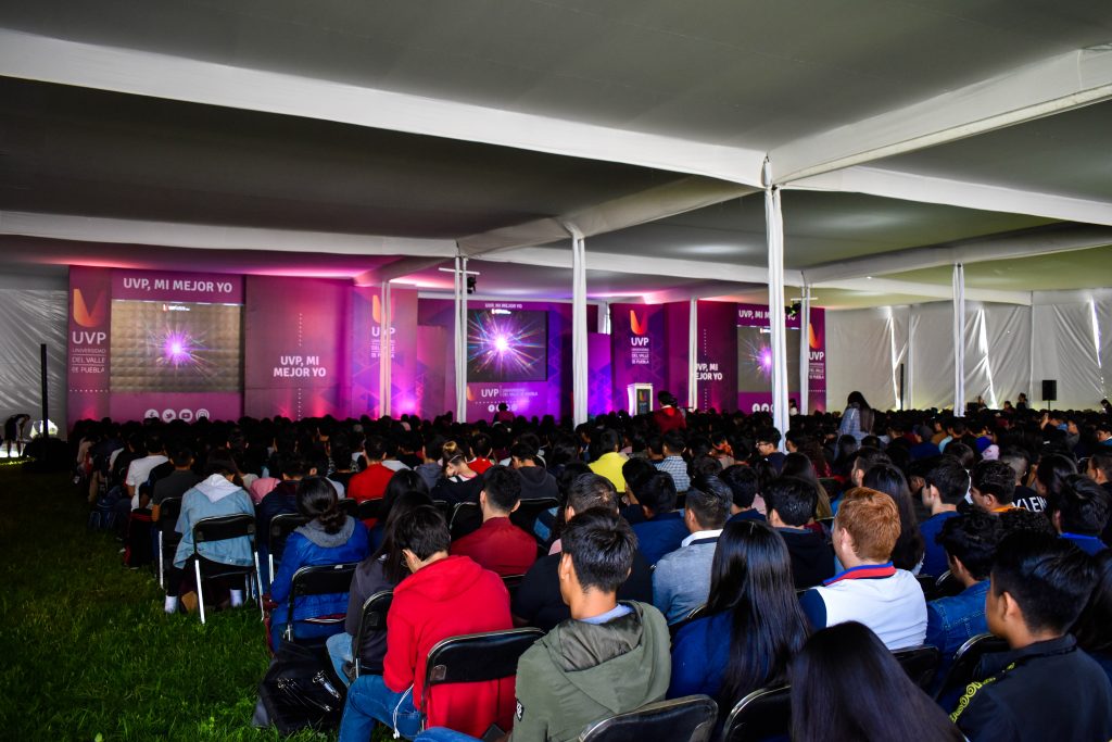 Bienvenida de la nueva generación 2019